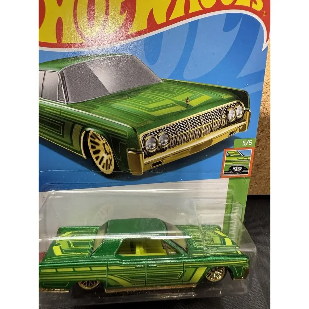 Hot Wheels '64 Lincoln Continental HW Slammed Dollar General Exclusive HTF58 New